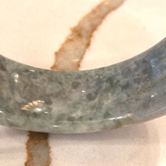 Elegant Jade Bangle Bracelet Heathered Green Solid Polished Natural Stone - Picture 3 of 7